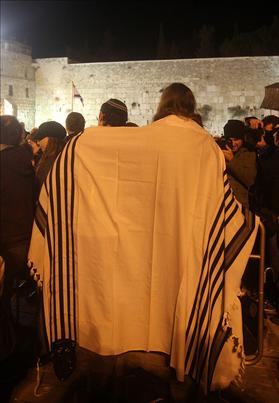 Releasing the Kotel. March and prayer against the surrender of the Kotel to the extremists. Hanukkah 5770