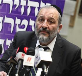 How Aryeh Deri Exploits the Knesset and Escapes Responsibility