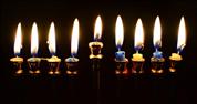 69% of Jewish Israelis support women's candle lighting ceremonies at Kotel